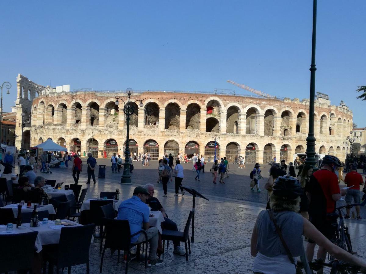 Verona Relais + Private Parking Екстер'єр фото