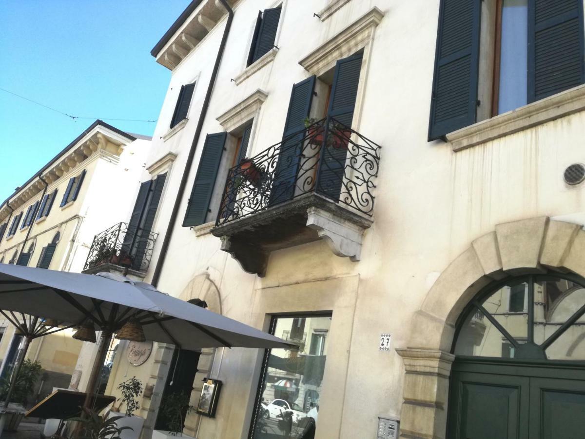 Verona Relais + Private Parking Екстер'єр фото